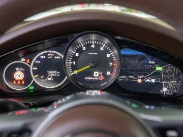 Porsche Cayenne Coupe e-Hybrid