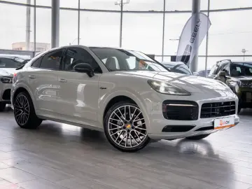 Porsche Cayenne Coupe e-Hybrid