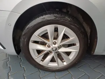 Škoda Octavia Combi STYLE 2.0 TDI DSG