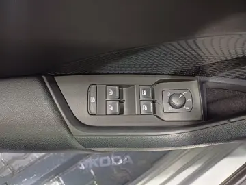 Škoda Octavia Combi STYLE 2.0 TDI DSG