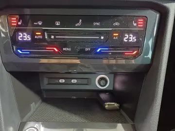 VW Tiguan Life 2 0 TDI SCR DSG 4Mot