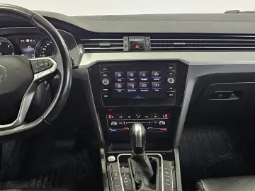 VW Passat Business 2.0 TDI DSG