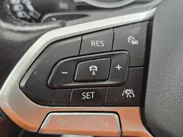 VW Passat Business 2.0 TDI DSG