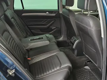 VW Passat Business 2.0 TDI DSG