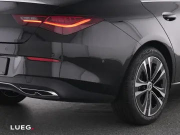 MERCEDES-BENZ CLA 180 Coupé Pano 360 Tot Mem