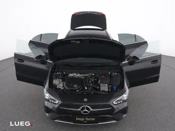 MERCEDES-BENZ CLA 180 Coupé Pano 360 Tot Mem