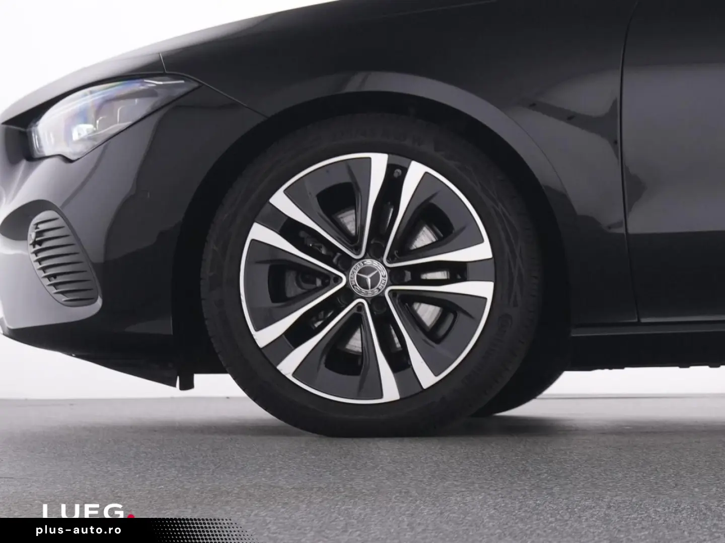 MERCEDES-BENZ CLA 180 Coupé Pano 360 Tot Mem