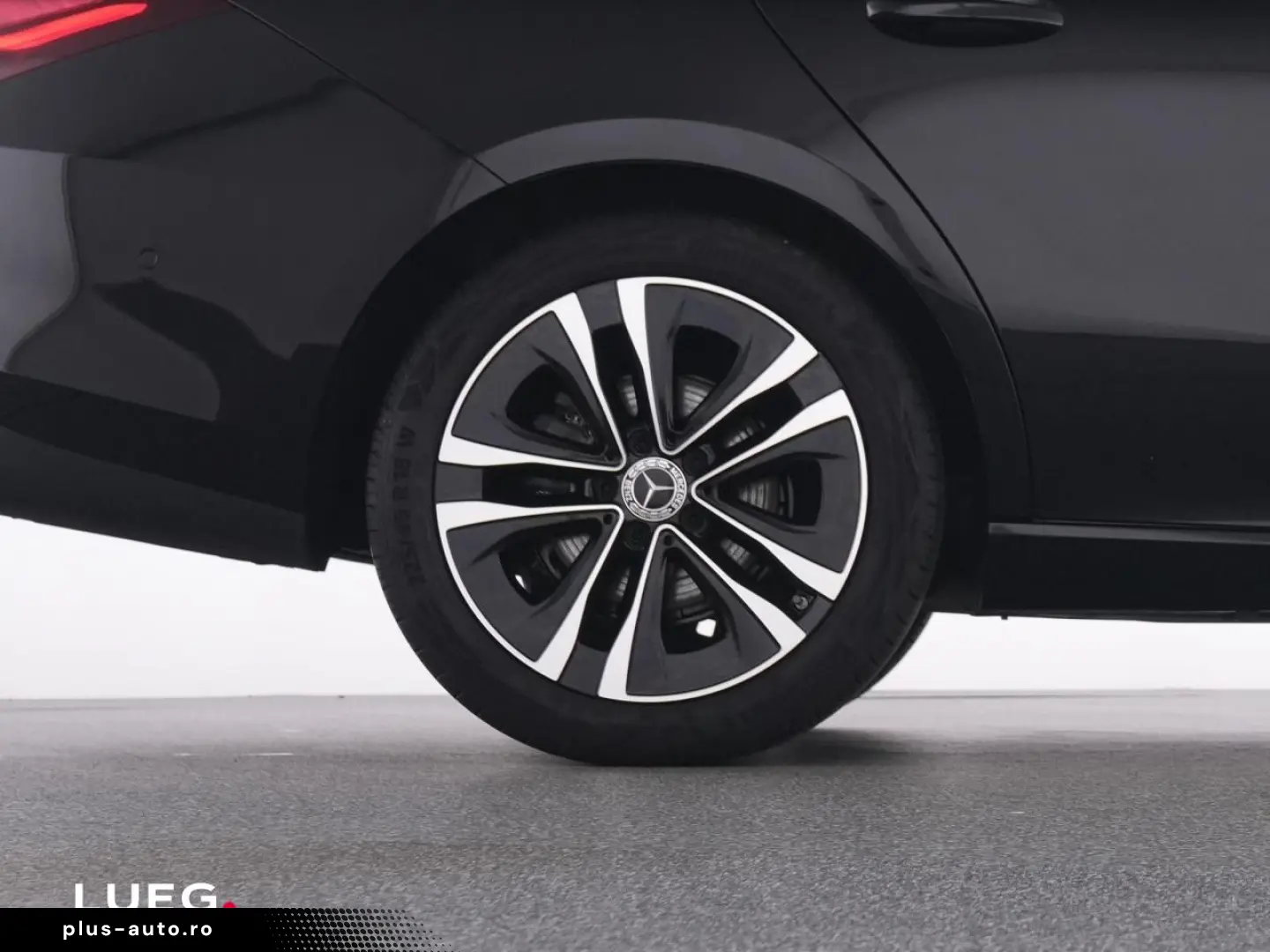 MERCEDES-BENZ CLA 180 Coupé Pano 360 Tot Mem