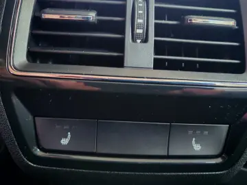 Skoda Karoq 1.5 TSI DSG Selection 150 CP