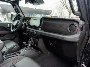 Jeep Wrangler Rubicon 2-Door  Full equip  Xtreme 35 Package