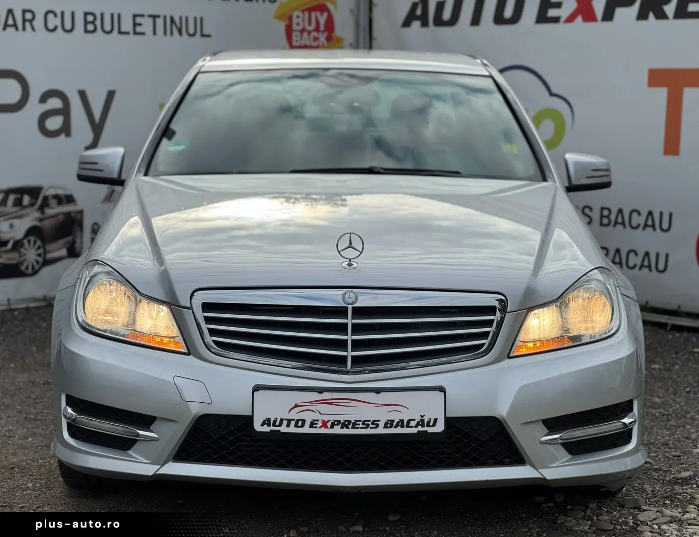 Mercedes-Benz C-Klasse C 180 CGI BlueEfficiency Classic