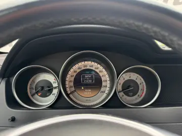 Mercedes-Benz C-Klasse C 180 CGI BlueEfficiency Classic