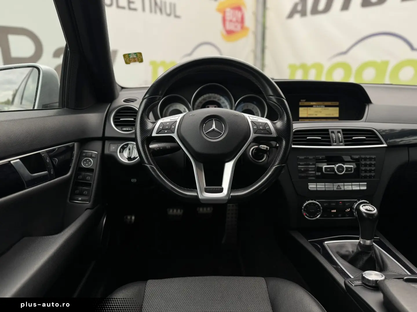 Mercedes-Benz C-Klasse C 180 CGI BlueEfficiency Classic