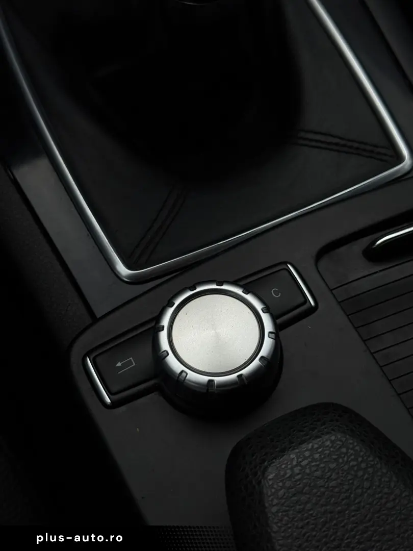 Mercedes-Benz C-Klasse C 180 CGI BlueEfficiency Classic