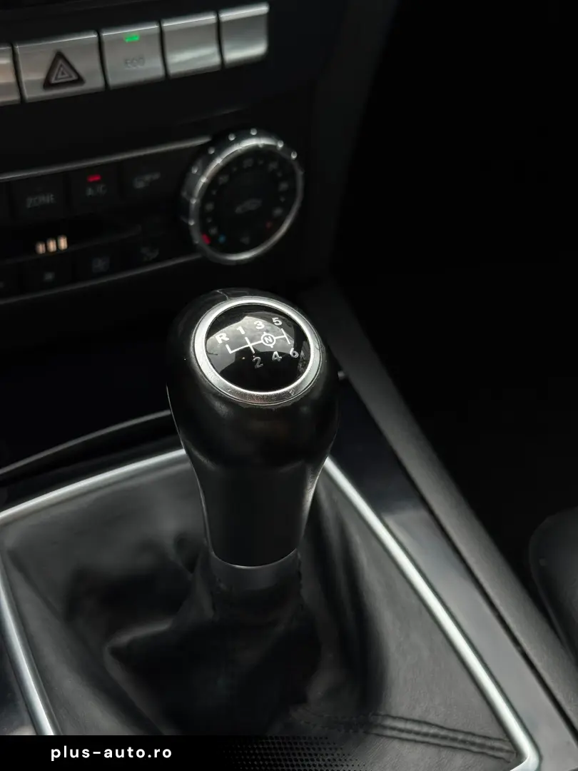 Mercedes-Benz C-Klasse C 180 CGI BlueEfficiency Classic