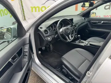 Mercedes-Benz C-Klasse C 180 CGI BlueEfficiency Classic