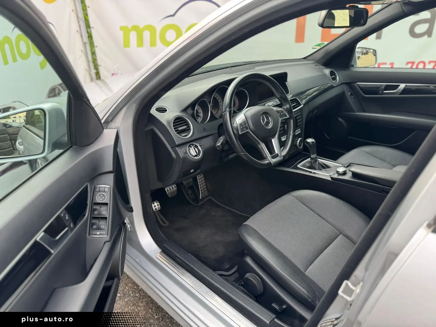 Mercedes-Benz C-Klasse C 180 CGI BlueEfficiency Classic