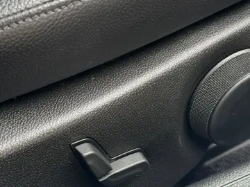 Mercedes-Benz C-Klasse C 180 CGI BlueEfficiency Classic