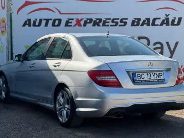 Mercedes-Benz C-Klasse C 180 CGI BlueEfficiency Classic
