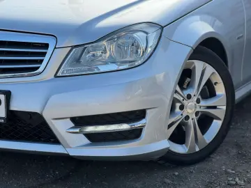 Mercedes-Benz C-Klasse C 180 CGI BlueEfficiency Classic
