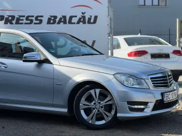 Mercedes-Benz C-Klasse C 180 CGI BlueEfficiency Classic
