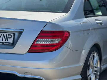 Mercedes-Benz C-Klasse C 180 CGI BlueEfficiency Classic