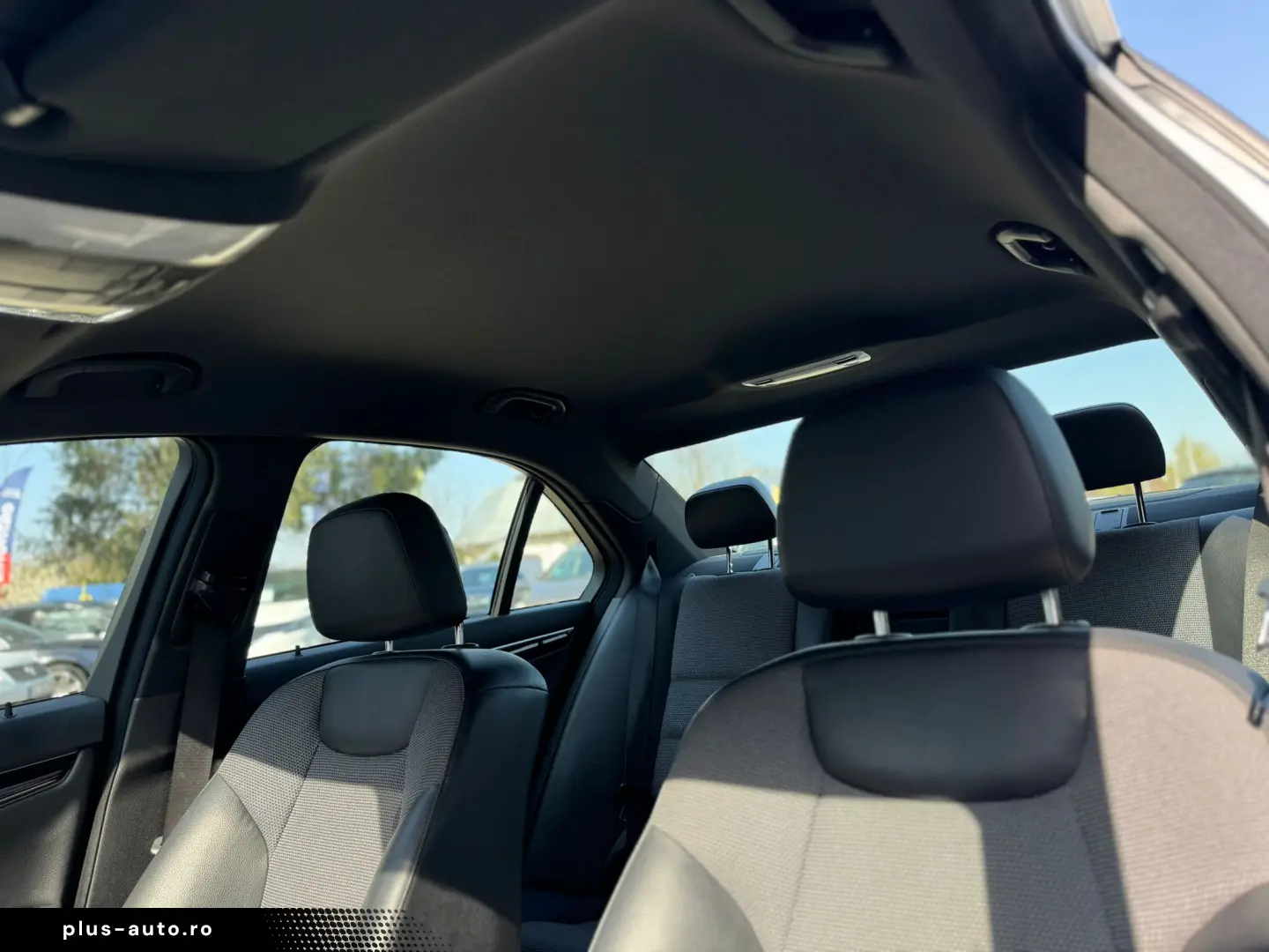 Mercedes-Benz C-Klasse C 180 CGI BlueEfficiency Classic