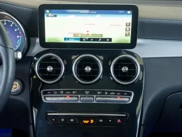 Mercedes-Benz GLC 300 de 4MATIC 9G-TRONIC  AMG Line
