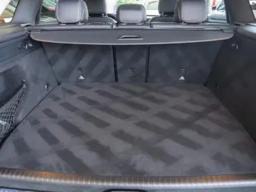 Mercedes-Benz GLC 300 de 4MATIC 9G-TRONIC  AMG Line