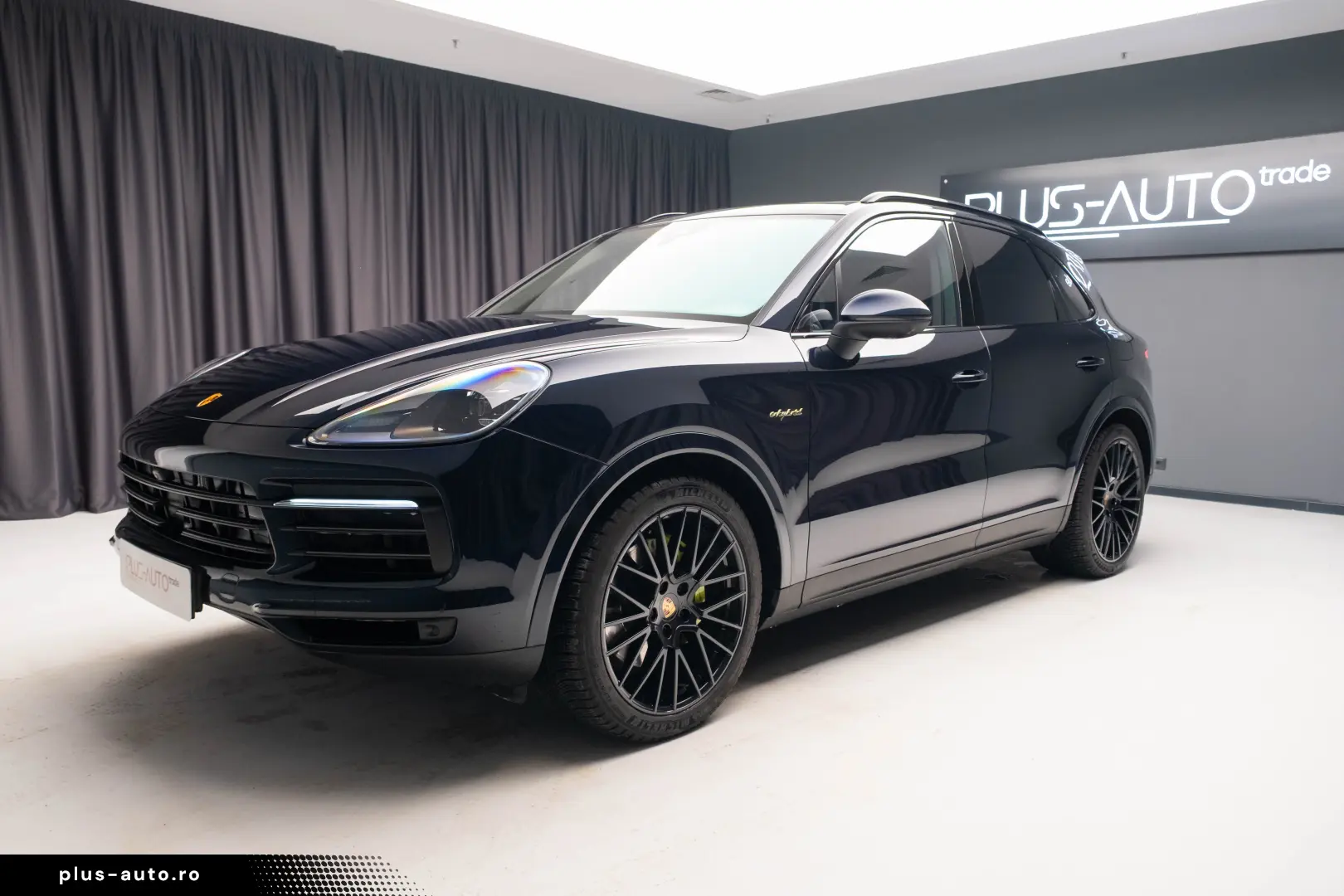 Porsche Cayenne Platinum Hyb   Garantie   Leasing
