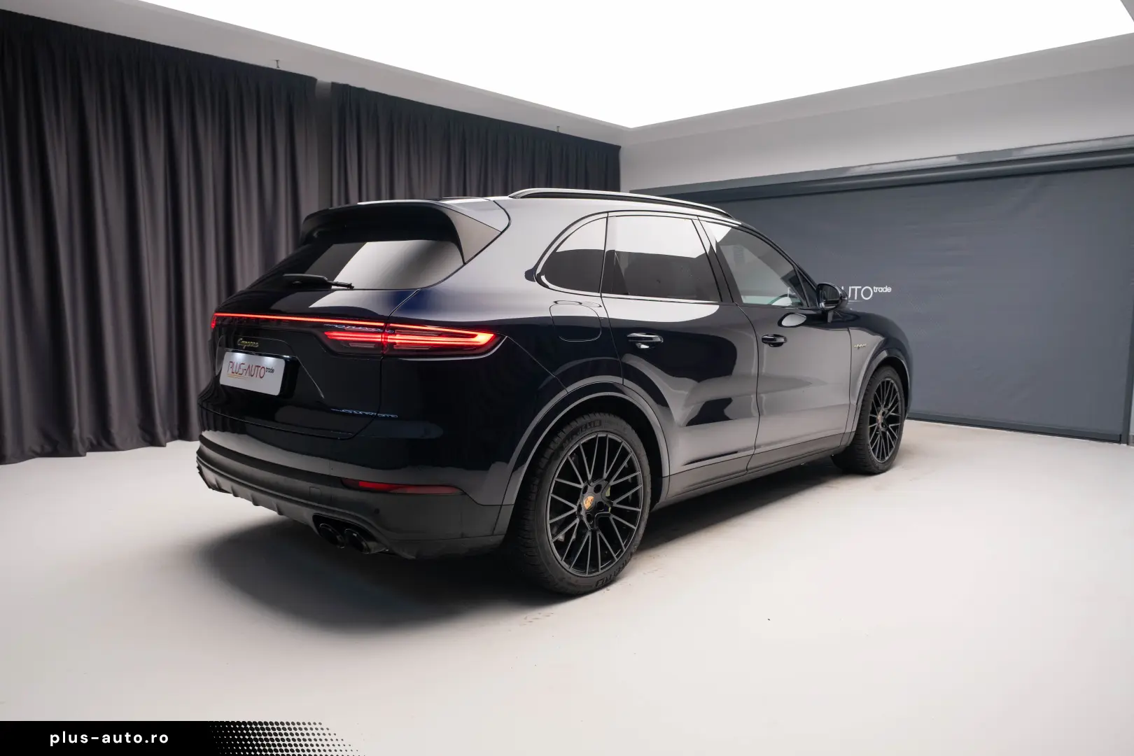 Porsche Cayenne Platinum Hyb   Garantie   Leasing