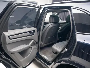 Porsche Cayenne Platinum Hyb   Garantie   Leasing