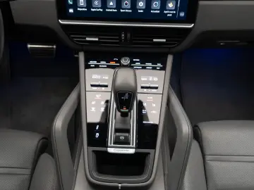 Porsche Cayenne Platinum Hyb   Garantie   Leasing