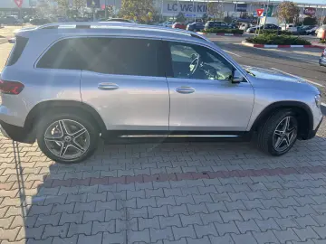 Mercedes-Benz GLB 250