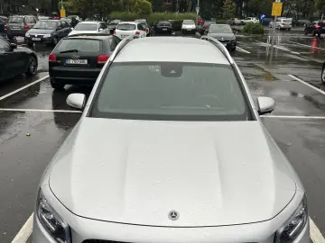 Mercedes-Benz GLB 250