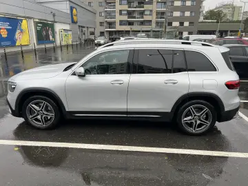 Mercedes-Benz GLB 250