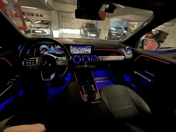 Mercedes-Benz GLB 250