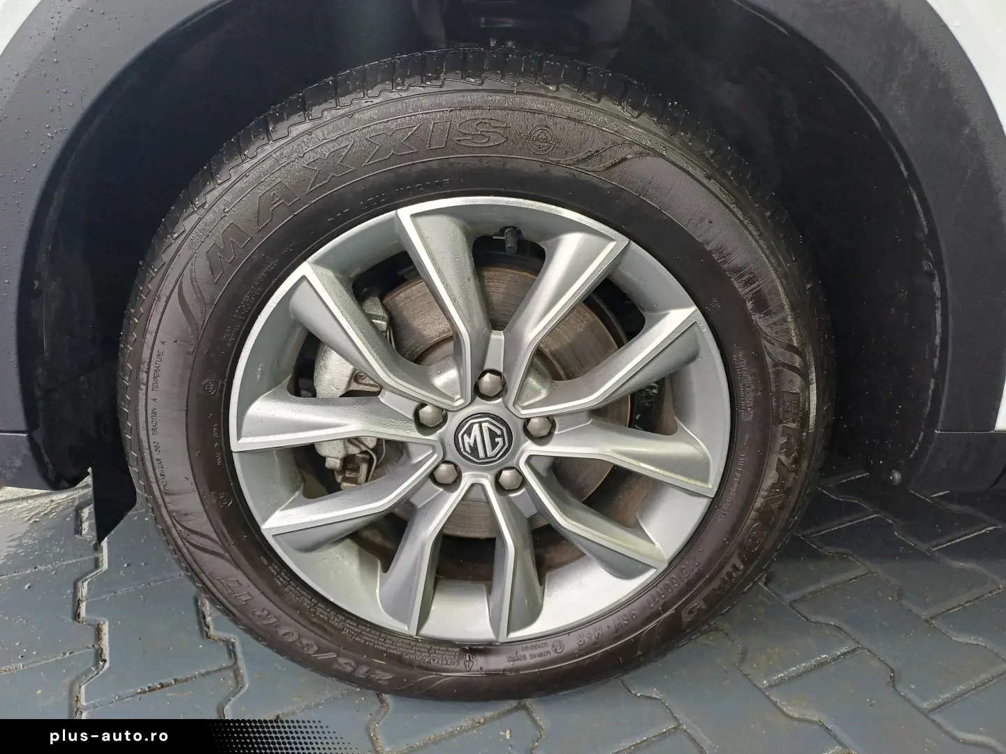 MG HS 1.5T GDI Luxury Automată 162CP