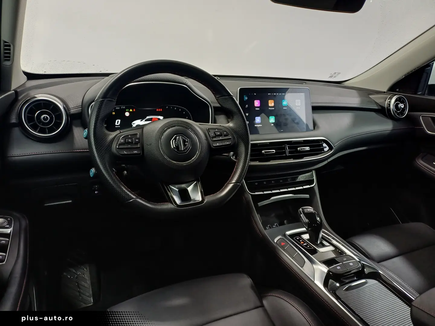 MG HS 1.5T GDI Luxury Automată 162CP