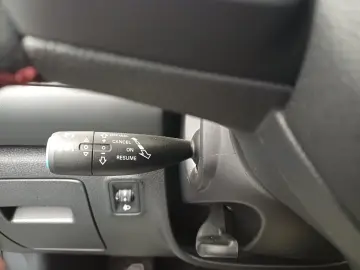 MG HS 1.5T GDI Luxury Automată 162CP