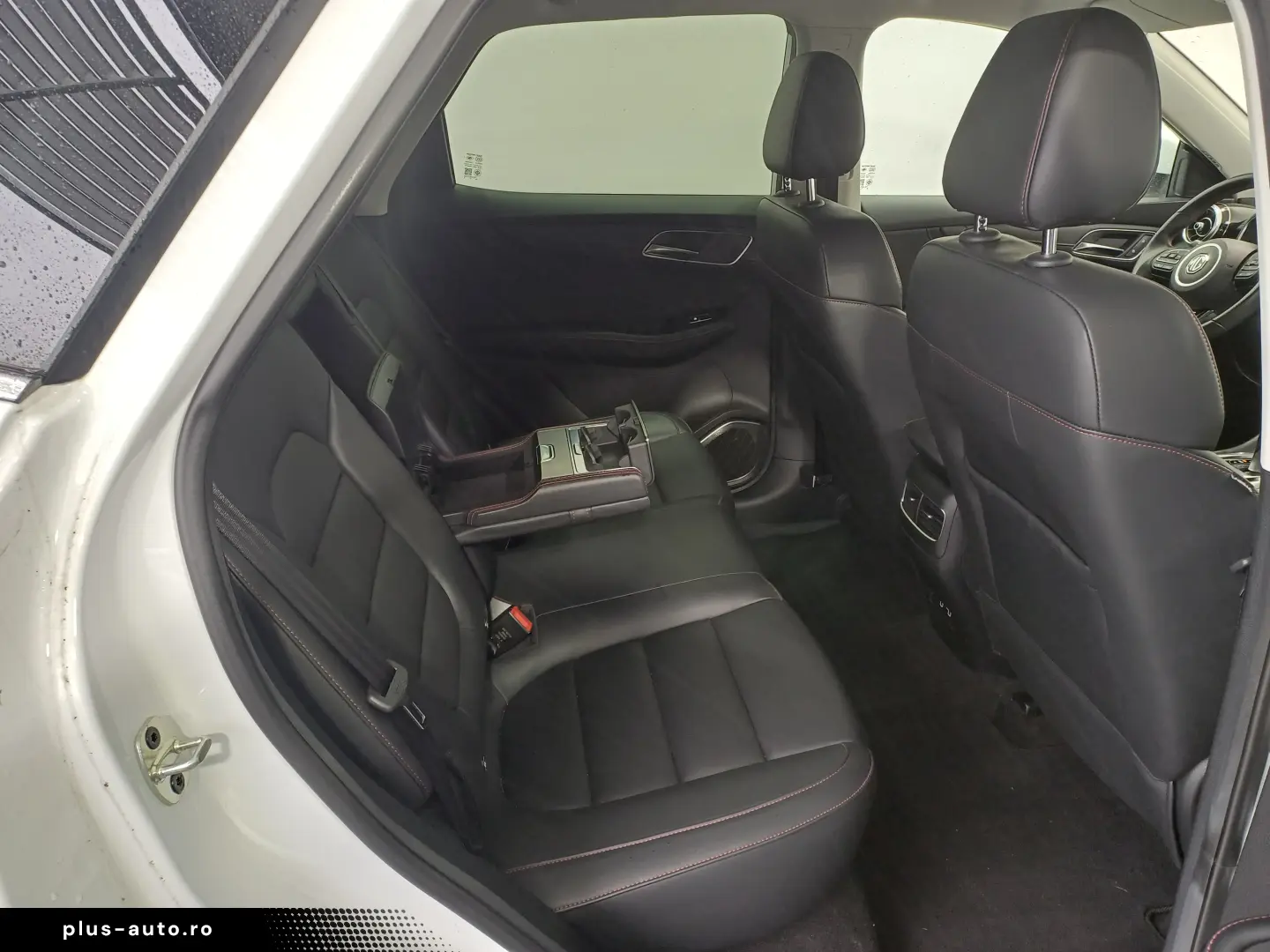 MG HS 1.5T GDI Luxury Automată 162CP