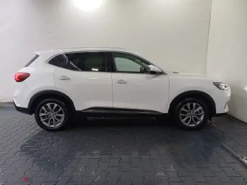 MG HS 1.5T GDI Luxury Automată 162CP