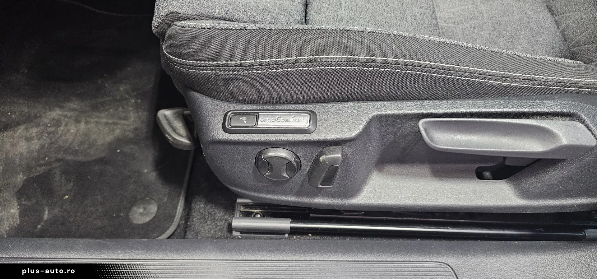 VW Passat Business 2 0 TDI 150 Cp DSG