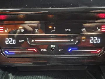 VW Passat Business 2 0 TDI 150 Cp DSG