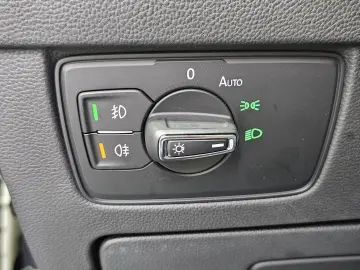 VW Passat Business 2 0 TDI 150 Cp DSG