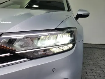 VW Passat Business 2 0 TDI 150 Cp DSG