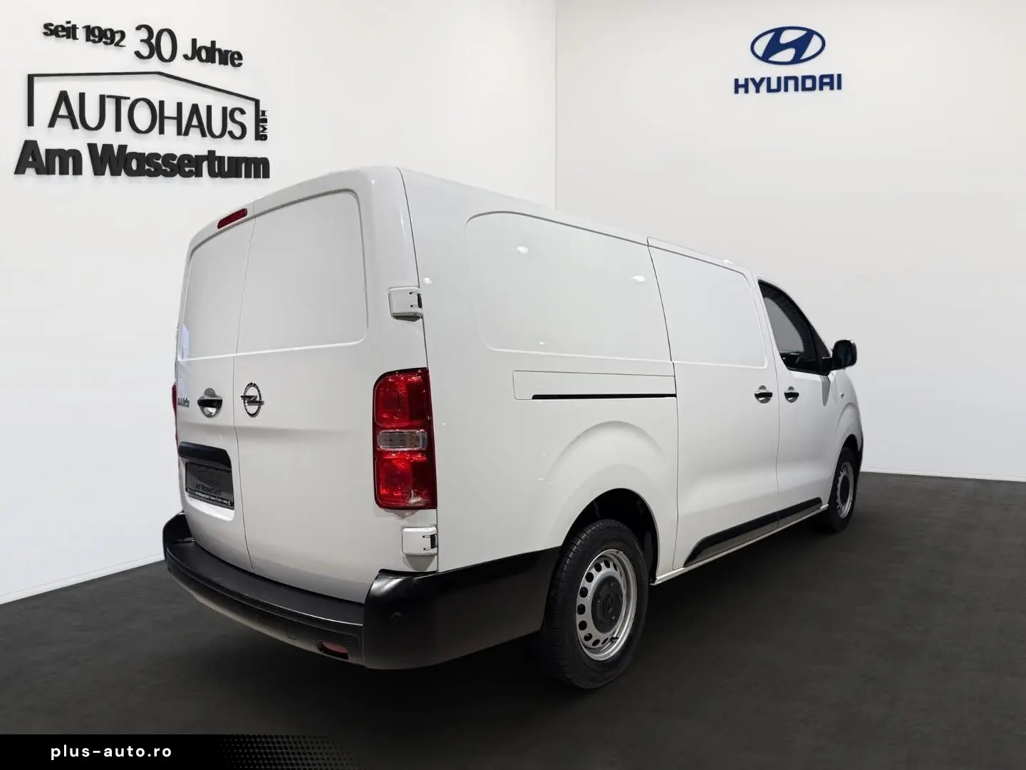 OPEL Vivaro Kasten 2.0 D L Edition NaviPro Kamera PDC