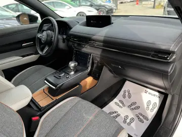 Mazda MX-3 e-skyactiv First edition