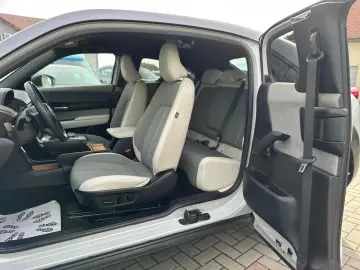 Mazda MX-3 e-skyactiv First edition