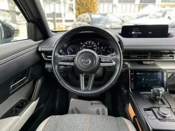 Mazda MX-3 e-skyactiv First edition